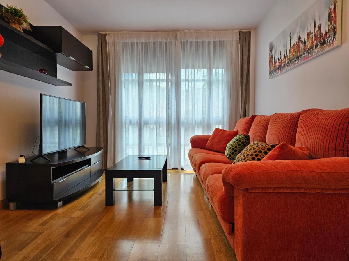 13B01 Apartamento Con Terraza Y Garaje Ribadesella Ngoại thất bức ảnh