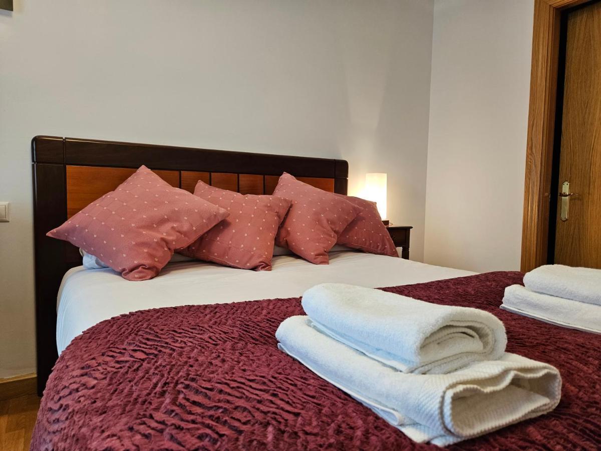 13B01 Apartamento Con Terraza Y Garaje Ribadesella Ngoại thất bức ảnh